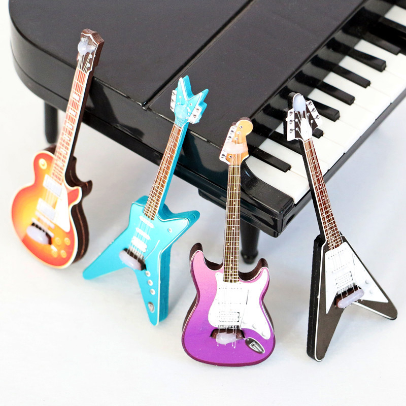 1 ชิ้น โมเดลกีตาร์จิ๋วสำหรับบ้ - Musical Instrument Game บทวิจารณ์และราคา